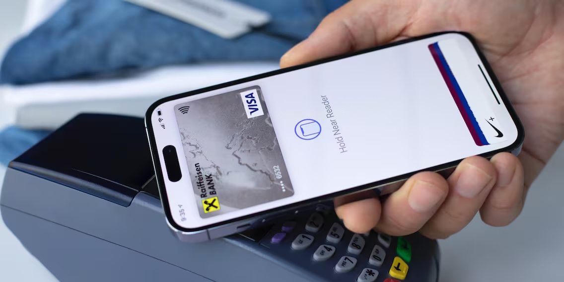 EU antitrust regulators announce that Apple will open its tap-and-go mobile payments system to competitors. 

Image Source: Galaxus 